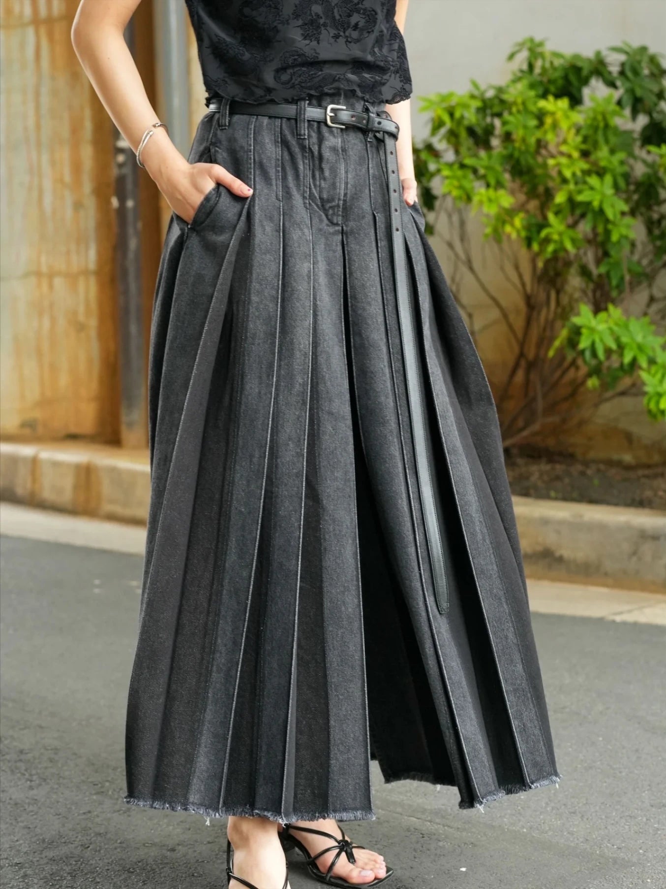 KANAME SUKEBAN DENIM‐BLACK