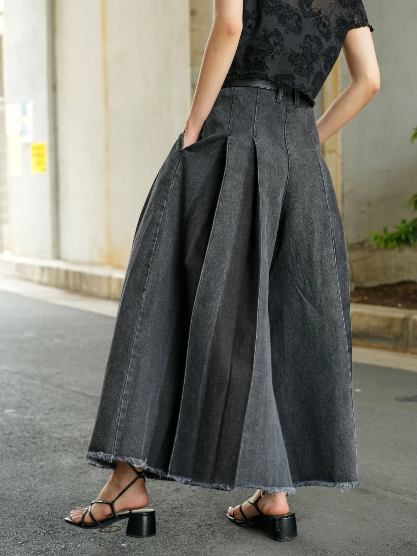 KANAME SUKEBAN DENIM‐BLACK