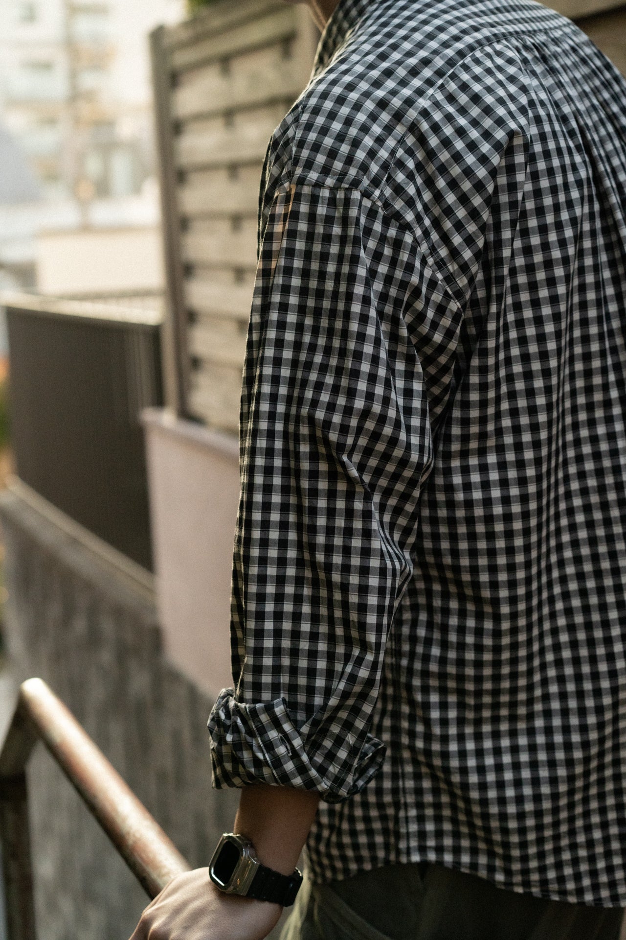 ROLL UP GINGHAM CHECK SHIRT BLACK | hahr.am